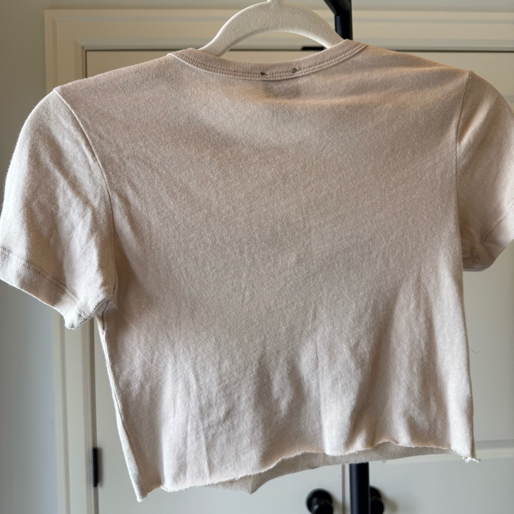 BDG Urban Outfitters Tennessee Guitar Graphic Cropped Baby Tee Size M NWT - Picture 2 of 3